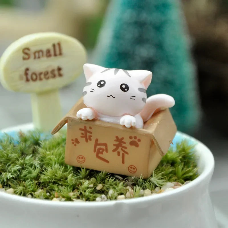 Kawaii Mini Cat Figurine – 2.8 cm (1.1 in) PVC Desk & Garden Ornament