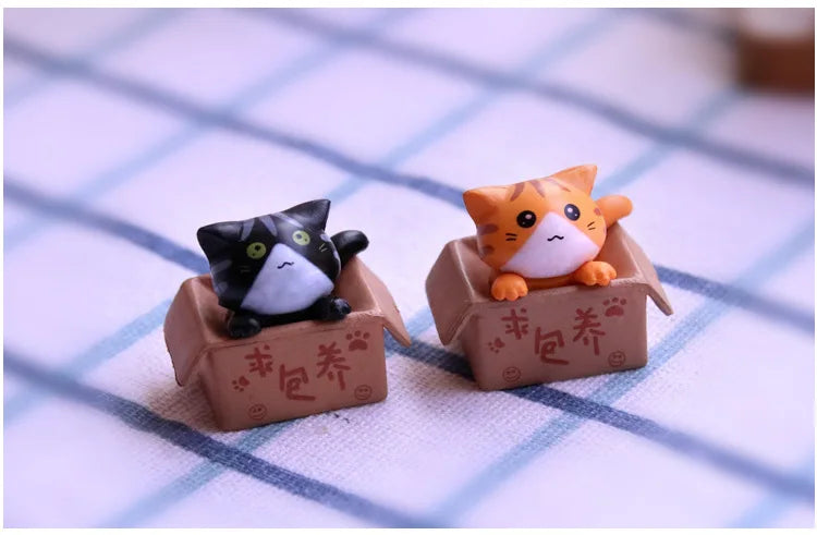 Kawaii Mini Cat Figurine – 2.8 cm (1.1 in) PVC Desk & Garden Ornament
